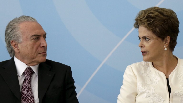 Dilma cancela ida aos EUA e evita que Temer assuma após desembarque do PMDB