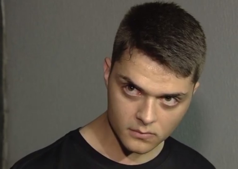 Jovem de classe média é preso por tráfico de armas