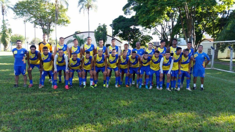 Equipe do sub 20 do Jaó Universo, treina forte para estréia no campeonato Goiano da segunda divisão