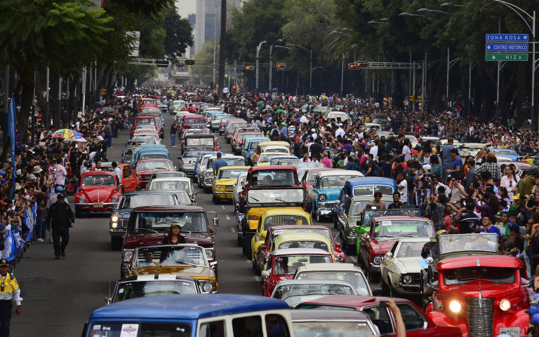 Poluição leva México a proibir que 40% dos carros circulem