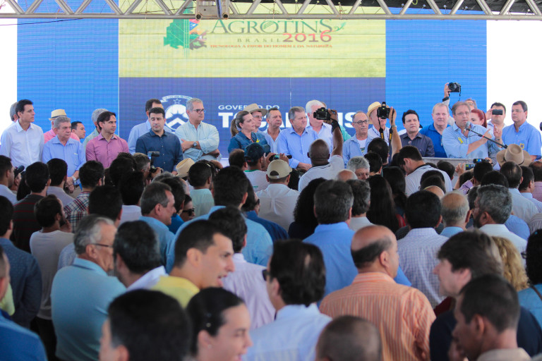 Governador Marcelo Miranda visita stand da Setas na Agrotins 2016