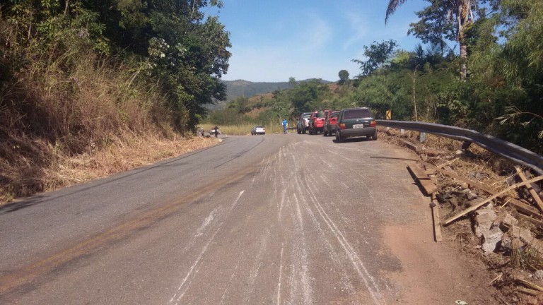 Vítimas de acidente com mortes em Palmeiropolis ainda não foram identificados