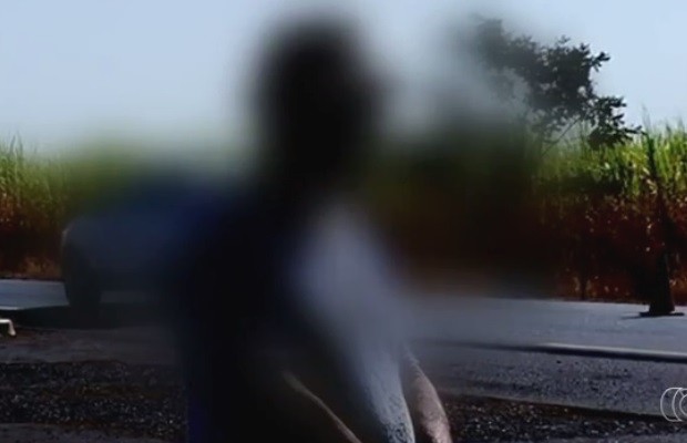 Casal vive terror ao ser agredido antes de ladrões roubarem carga de soja
