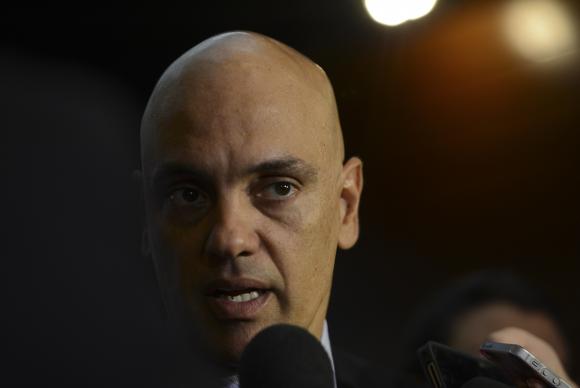 Ministro diz que combaterá “atitudes criminosas” de movimentos sociais