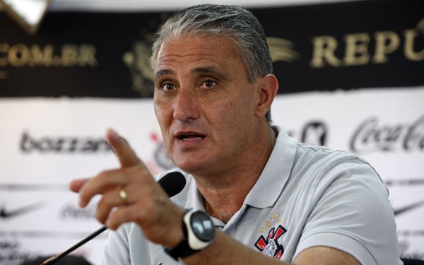 Salário da comissão técnica atrasa acerto de Tite com a CBF, diz repórter