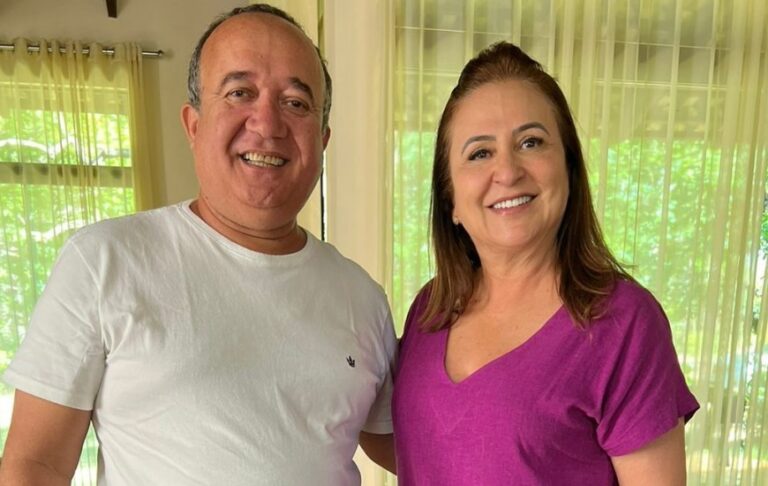Pré-candidata à reeleição, Kátia Abreu recebe apoio do prefeito de Palmeirópolis