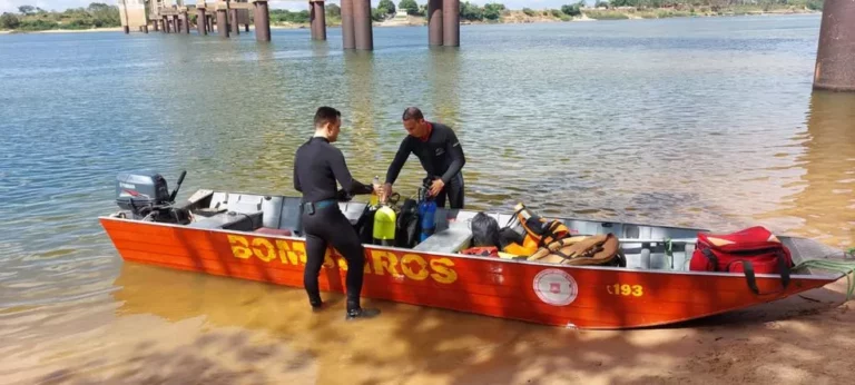 Bombeiros retomam buscas por jovem desaparecido no rio Tocantins