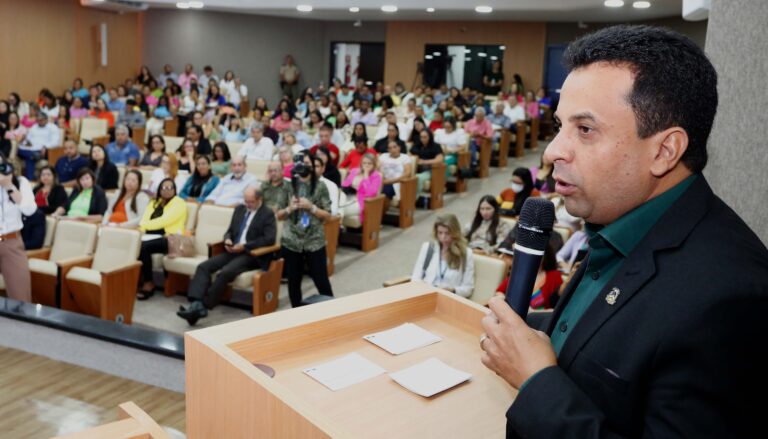 Secretário Fábio Vaz participa de debate sobre proteção efetiva de estudantes da educação básica