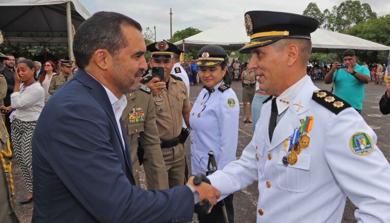 Governador Wanderlei Barbosa conduz solenidade que marca a promoção e o reconhecimento dos militares tocantinenses