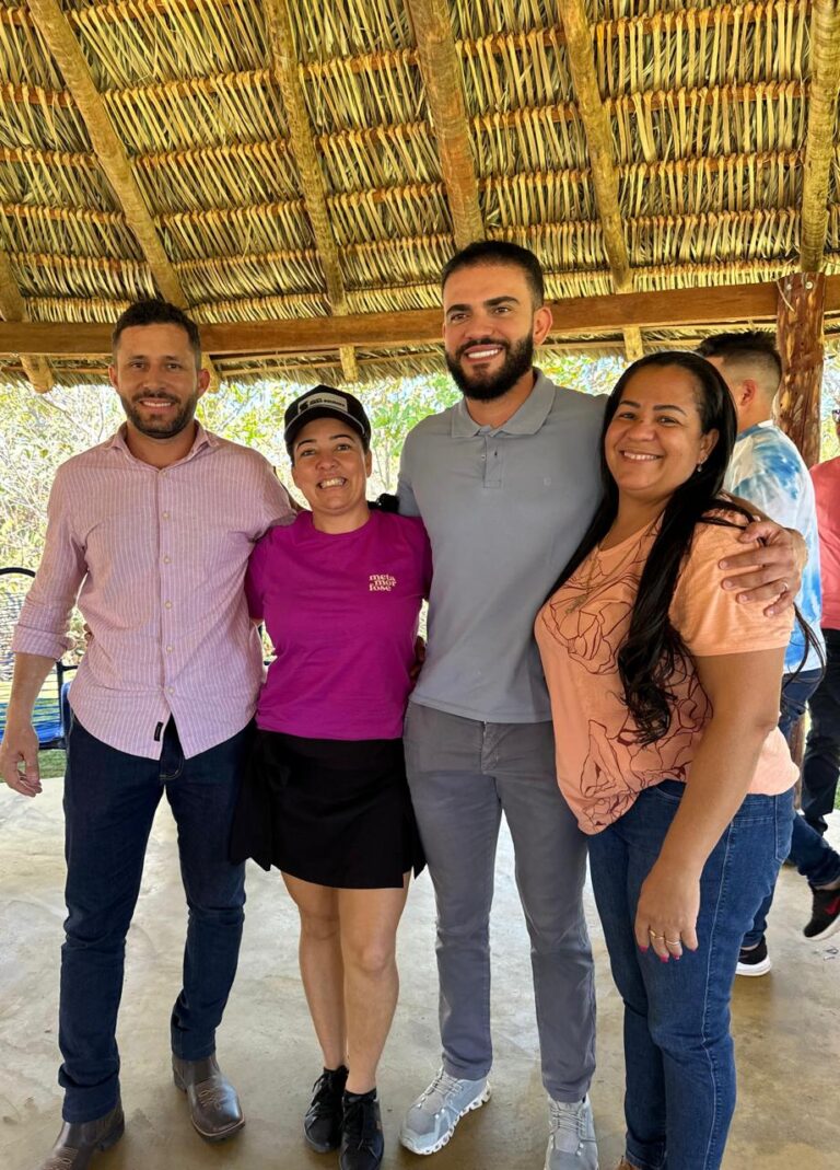 Bastidores da politica em Palmeirópolis: Secretário de Educação Fábio Vaz é criticado por ter apontado vice sem consentimento do grupo