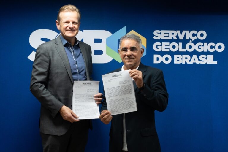 SGB e Perth Recursos Minerais firmam cooperação científica em Palmeirópolis