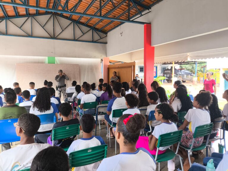 Em Arraias, Polícia Civil em parceria com o Grupo de Operações Penitenciárias Especiais realiza palestras sobre bullying e violência escolar